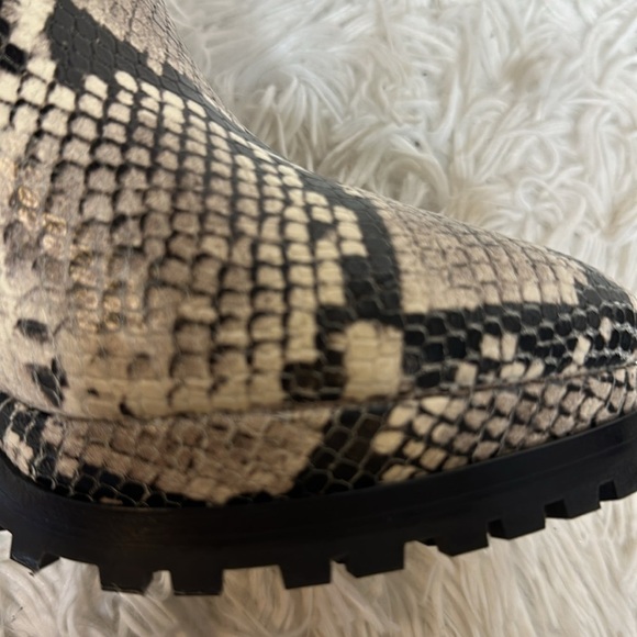 ALLSAINTS Sarris Bootie Color: NUDE SNAKE PRINT LEATHER, Size 9M, $348.00 NWB - Picture 6 of 9